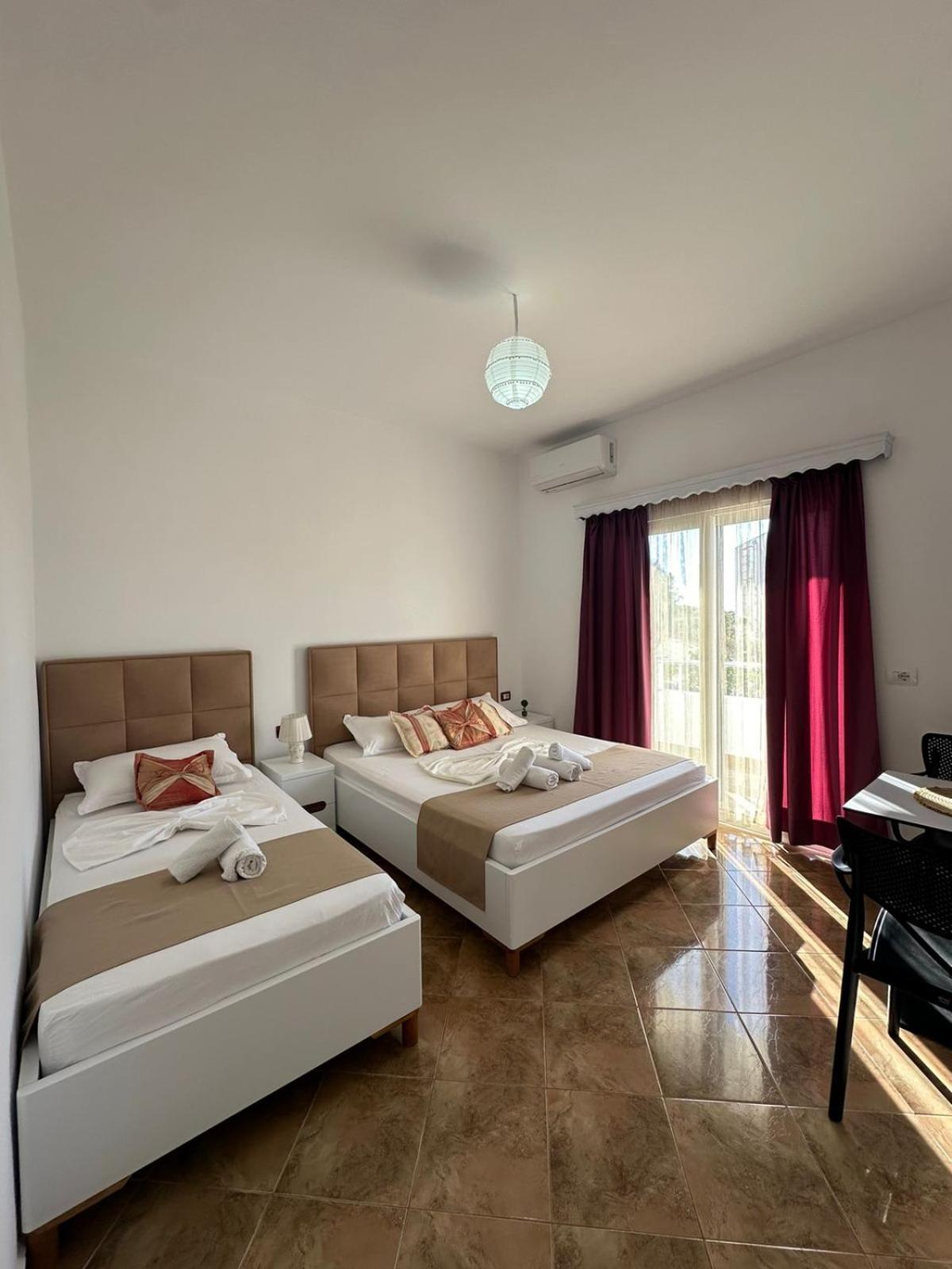 Seli'S Villa Ksamil Exteriör bild