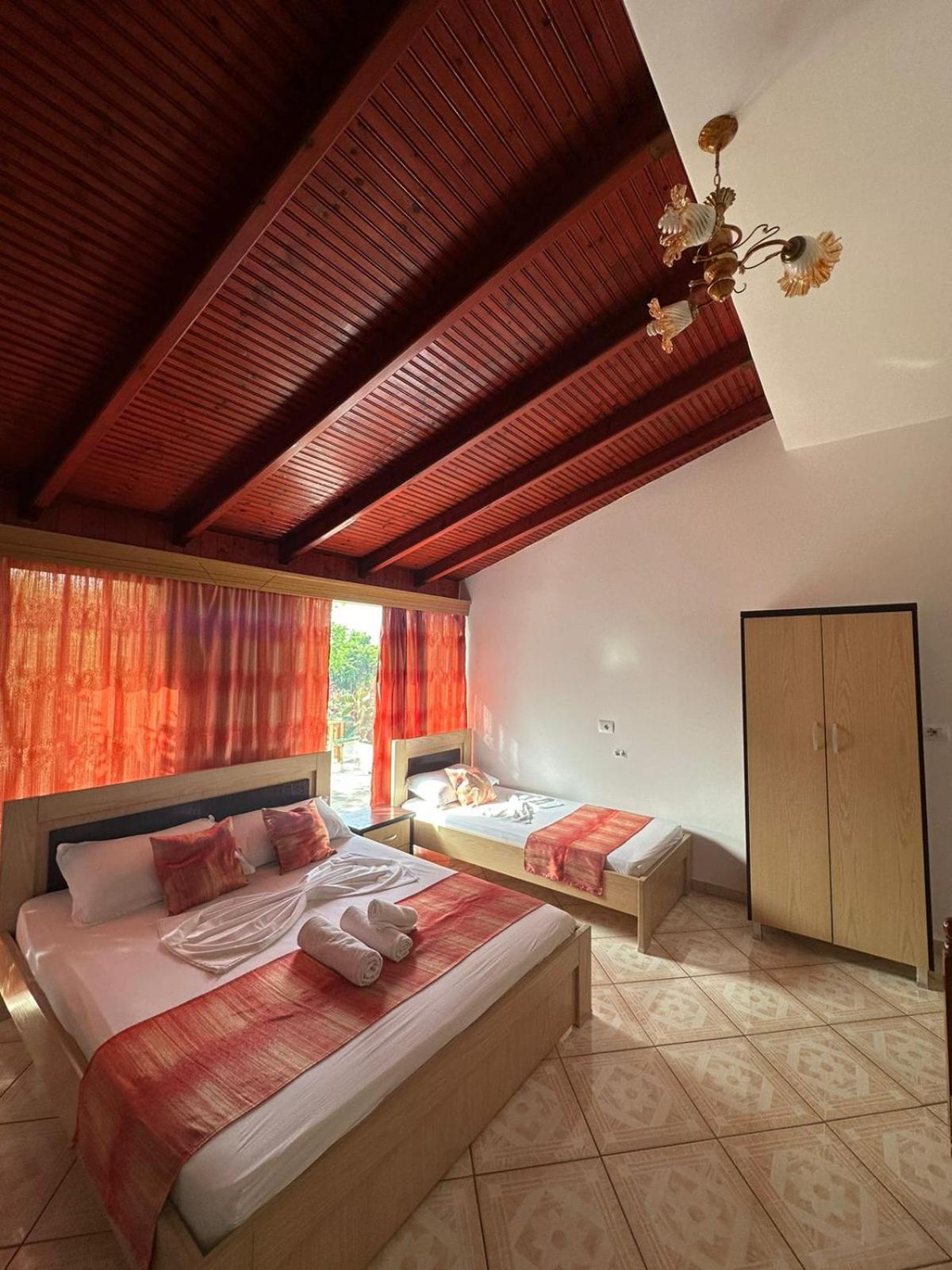 Seli'S Villa Ksamil Exteriör bild